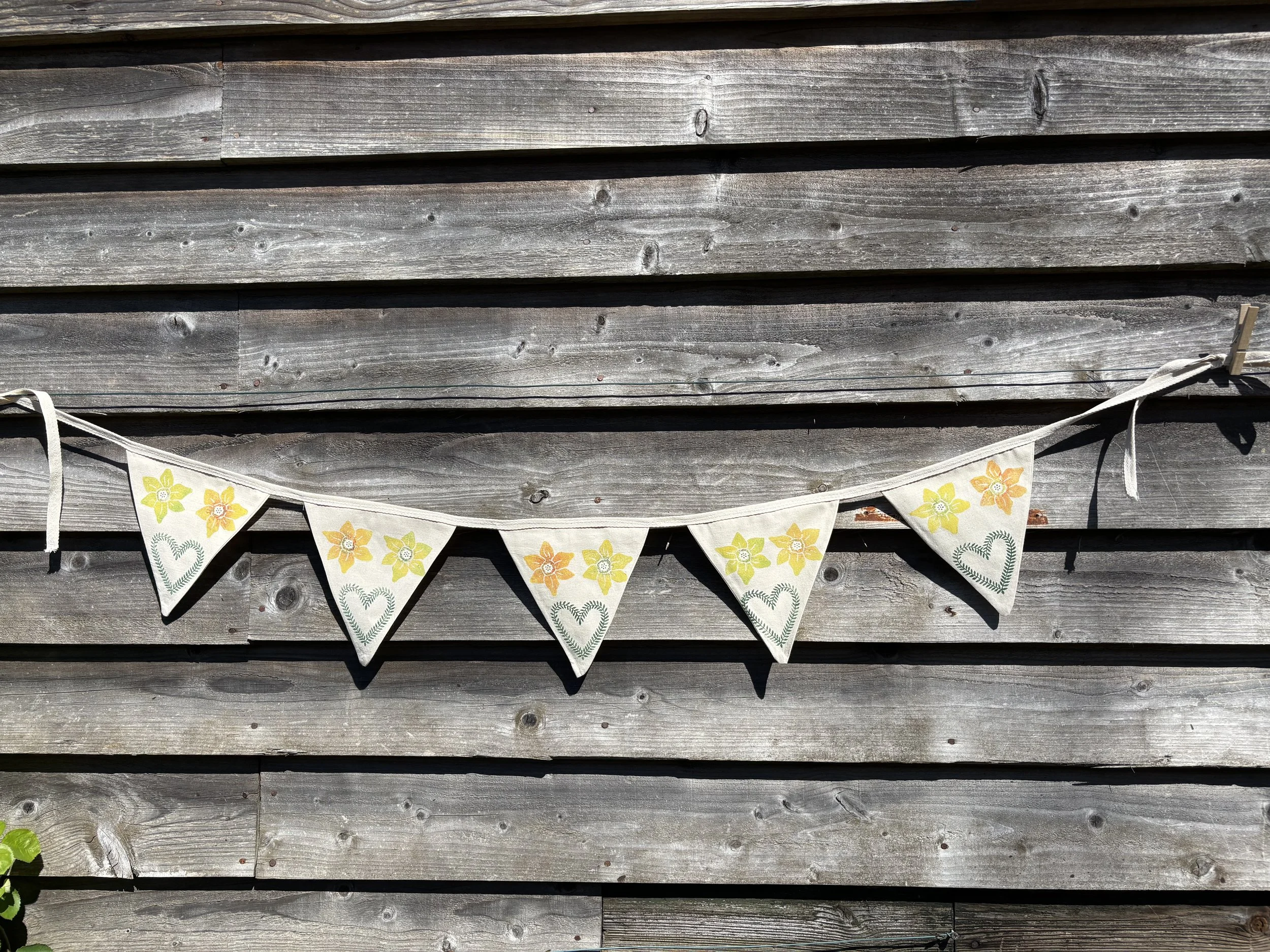 Hand Made Cotton Bunting - Hearts and Flowers Theme