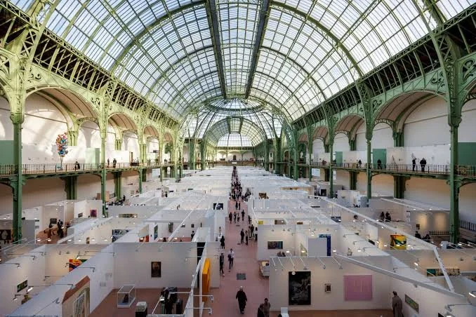 Fairs - Art Basel: Paris