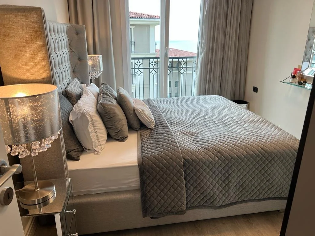 Bedroom.JPG