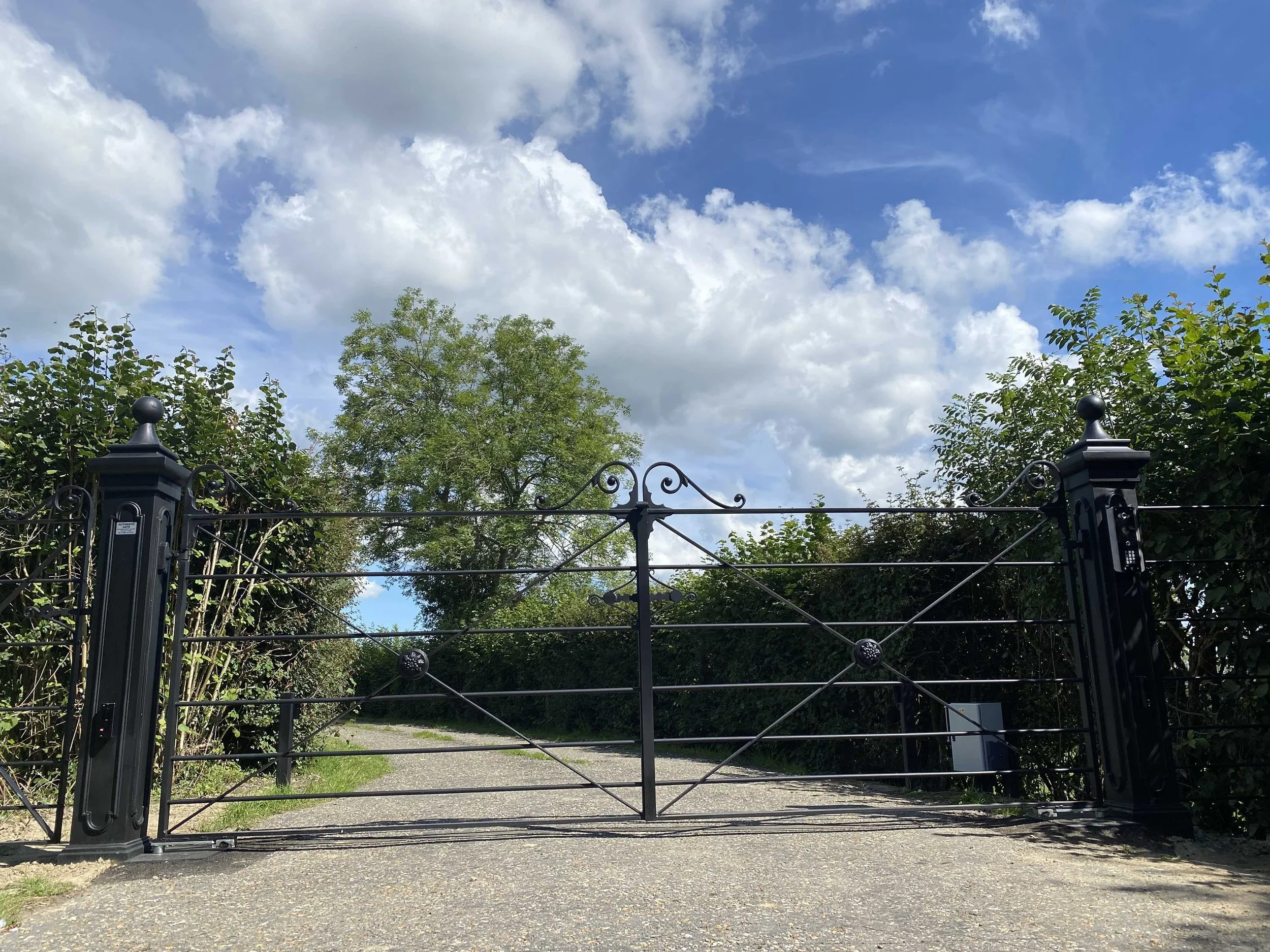 granite-gates-sussex-3.jpg