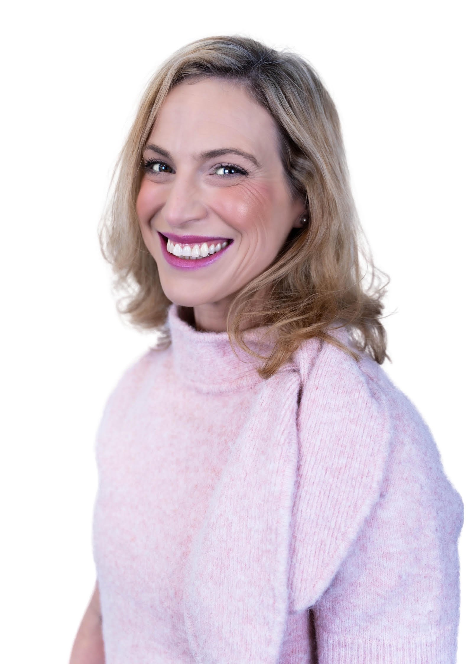 Lesley Buchan, classically trained soprano and vocal coach based in Edinburgh