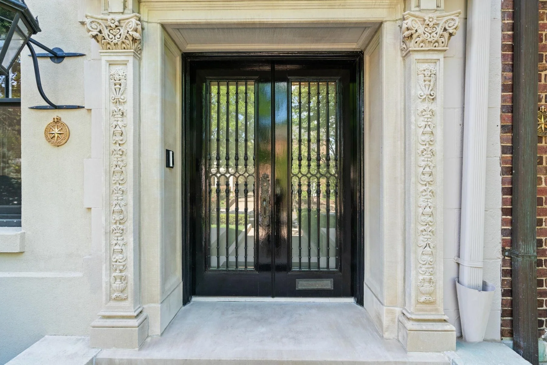 3 - Front Door (new).jpg