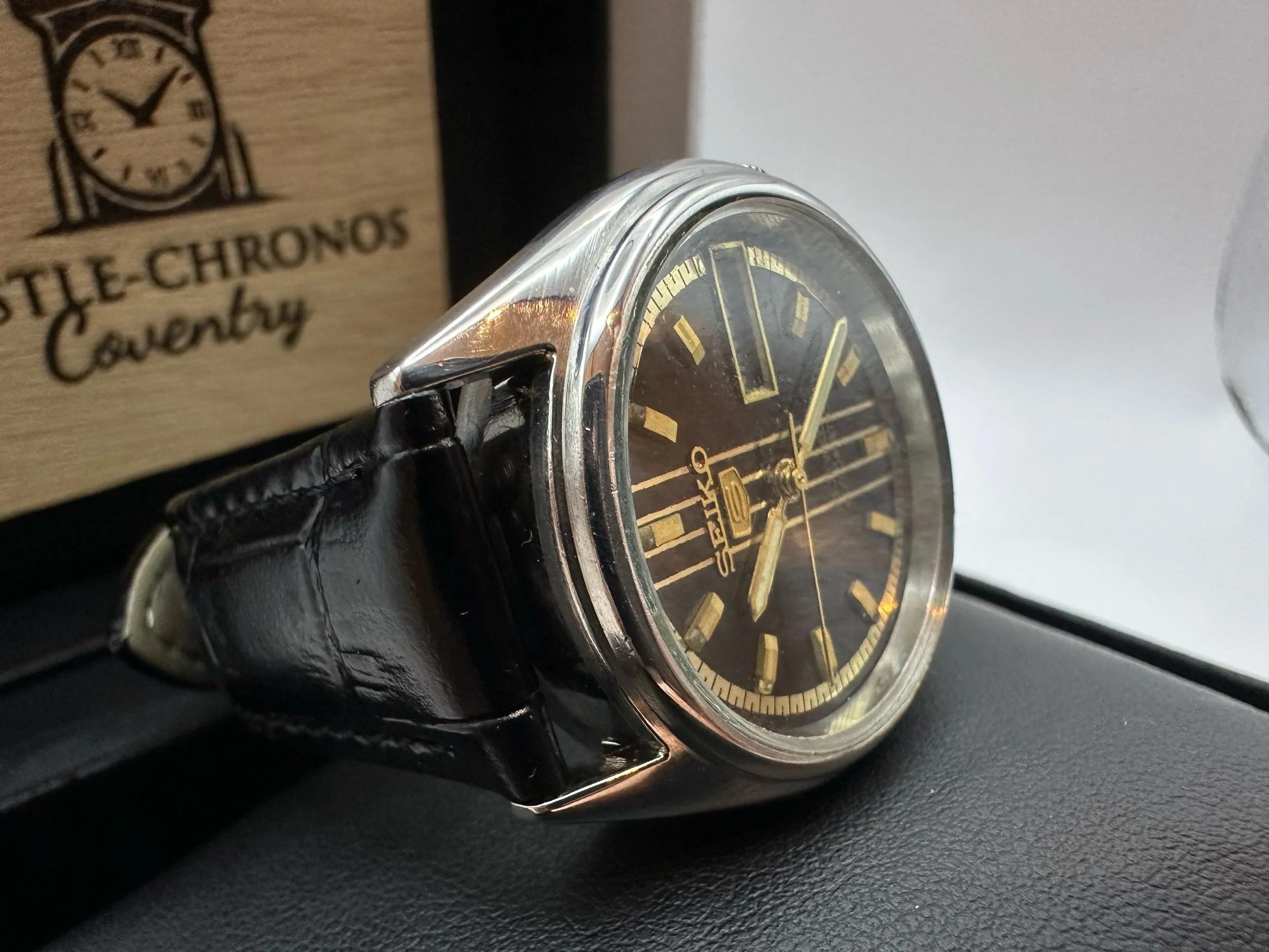 Vintage Seiko 5 Automatic – 7009-316J 