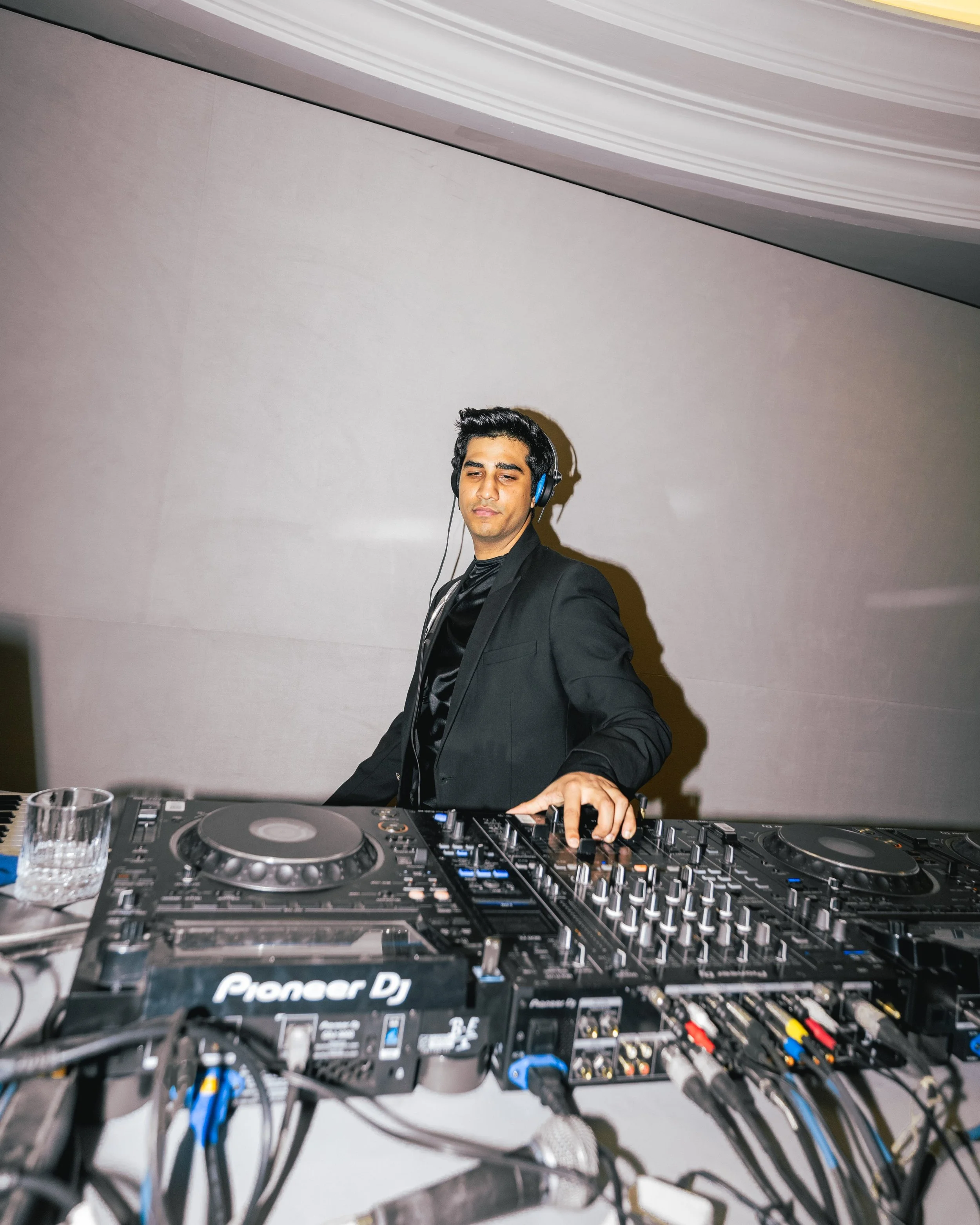 AK Gaurav Gupta - Compressed - 03.jpg