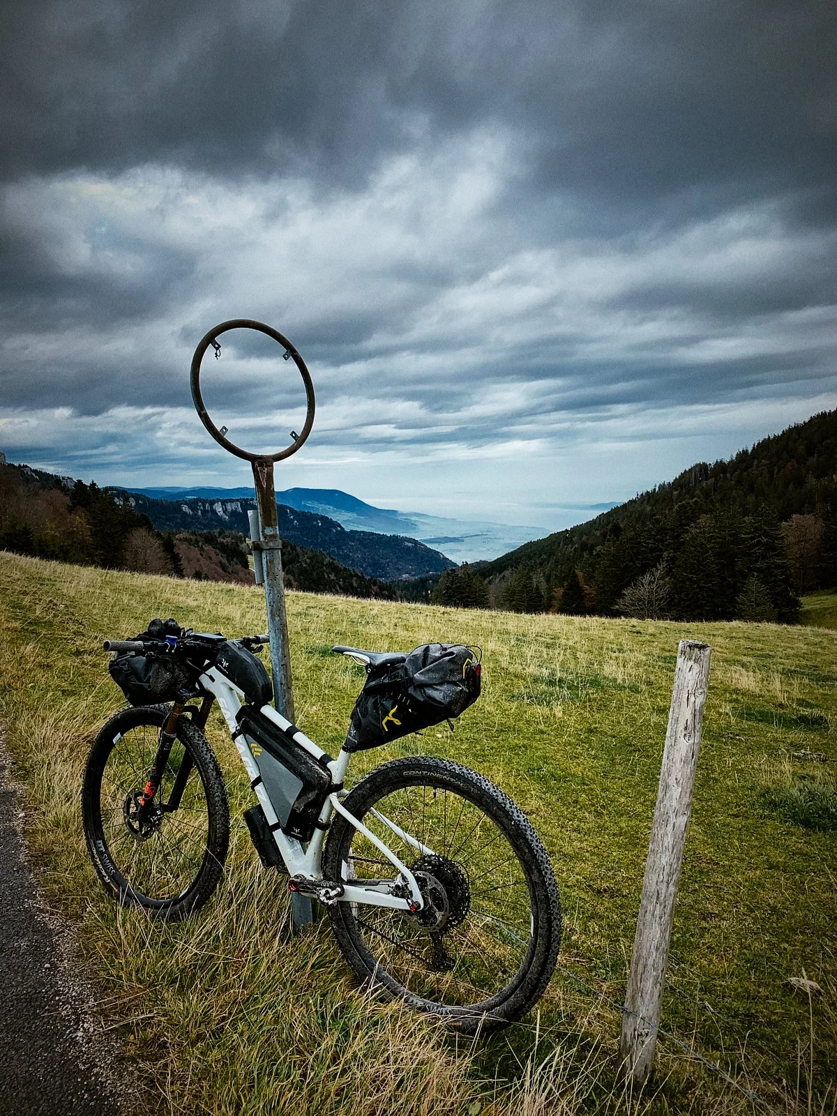 P_jura__b0151__2021_-RIDE ACROSS JURA.014.jpg