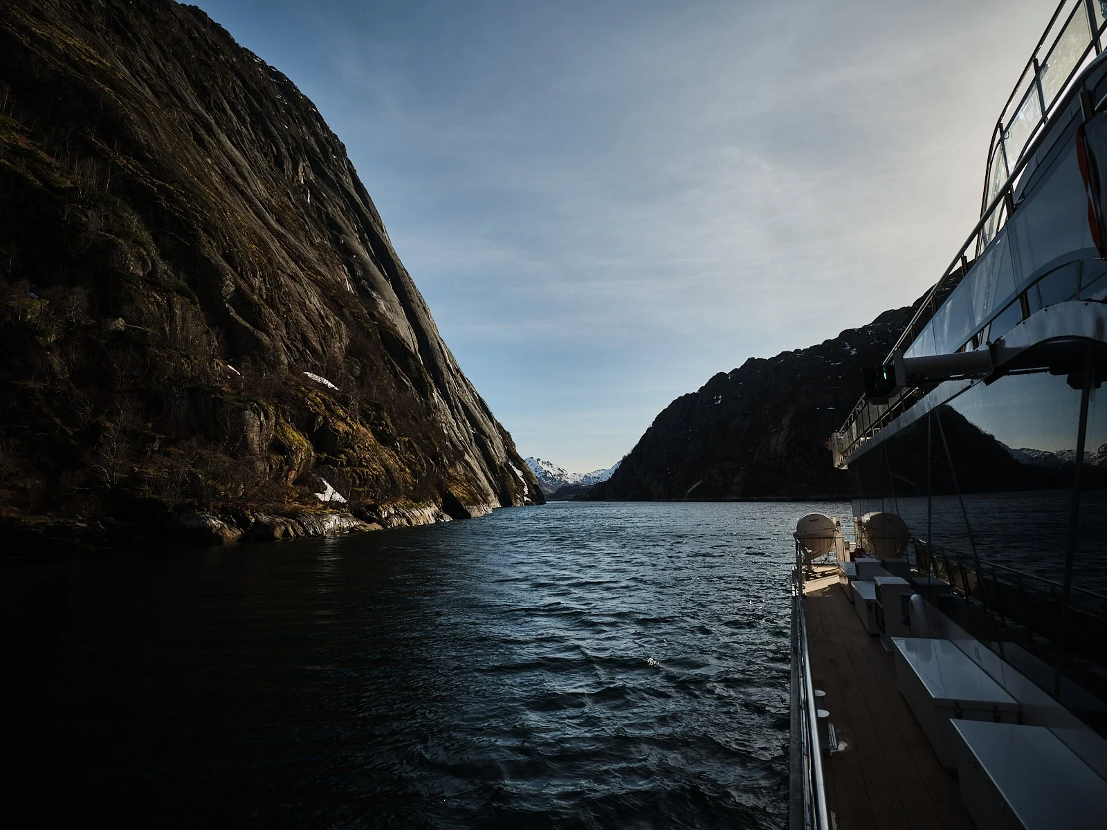 2026.04.08_SVOLVAER-TROLLFJORD-DAY 008 GFX.027.3W.23.jpg