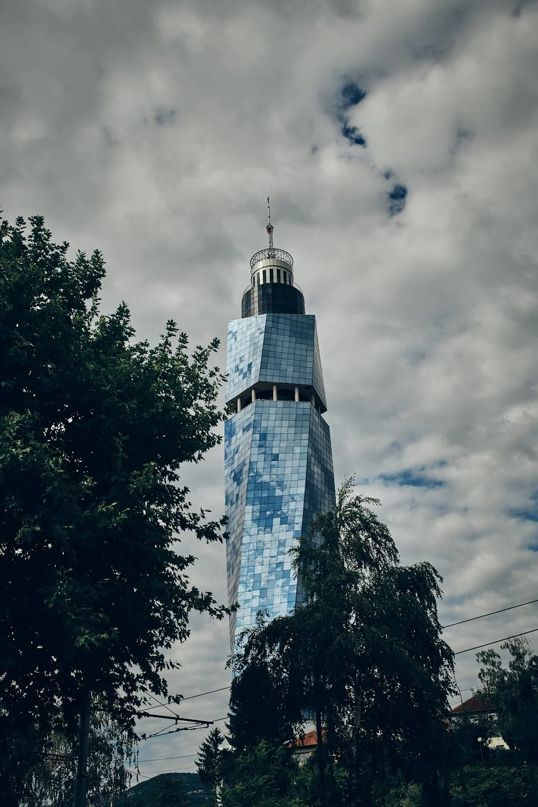 C_sarajevo__avaz-twist-tower__2025.07.10_sarajevo.065.jpg