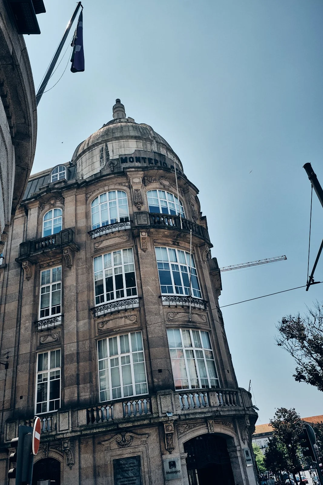 19__PORTO_STREETPHOTOGRAPHY.jpg