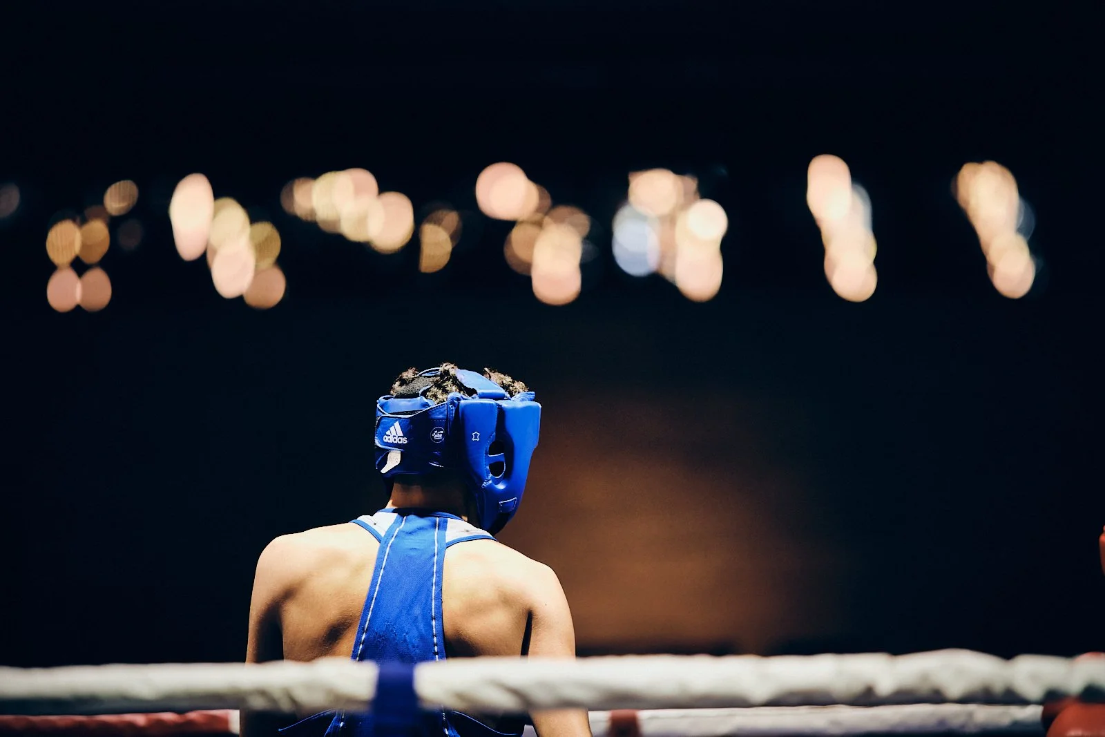 COMBATS AMATEUR
