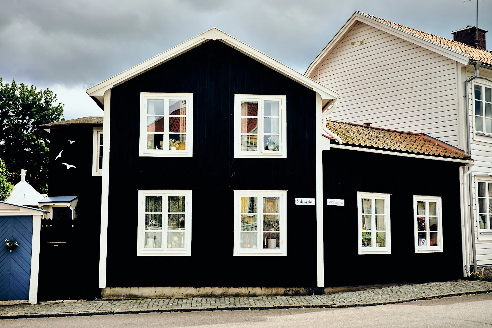 ARCHITECTURE