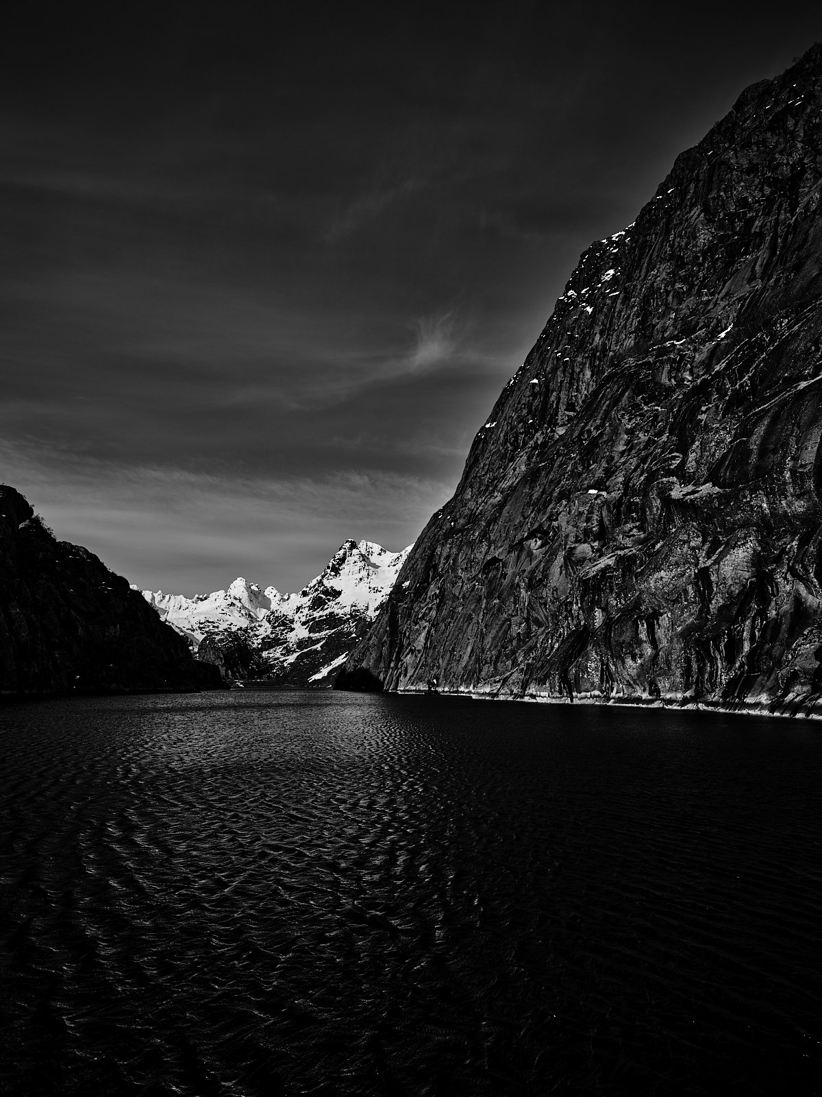 2026.04.08_SVOLVAER-TROLLFJORD-DAY 008 GFX.022.3W.20.jpg