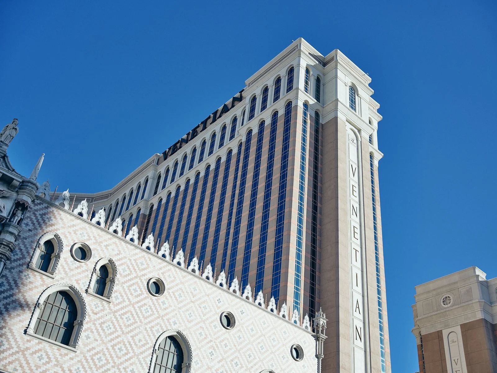 2025.LasVegas_ArchiLines_©CyrilPerregaux.007.jpg