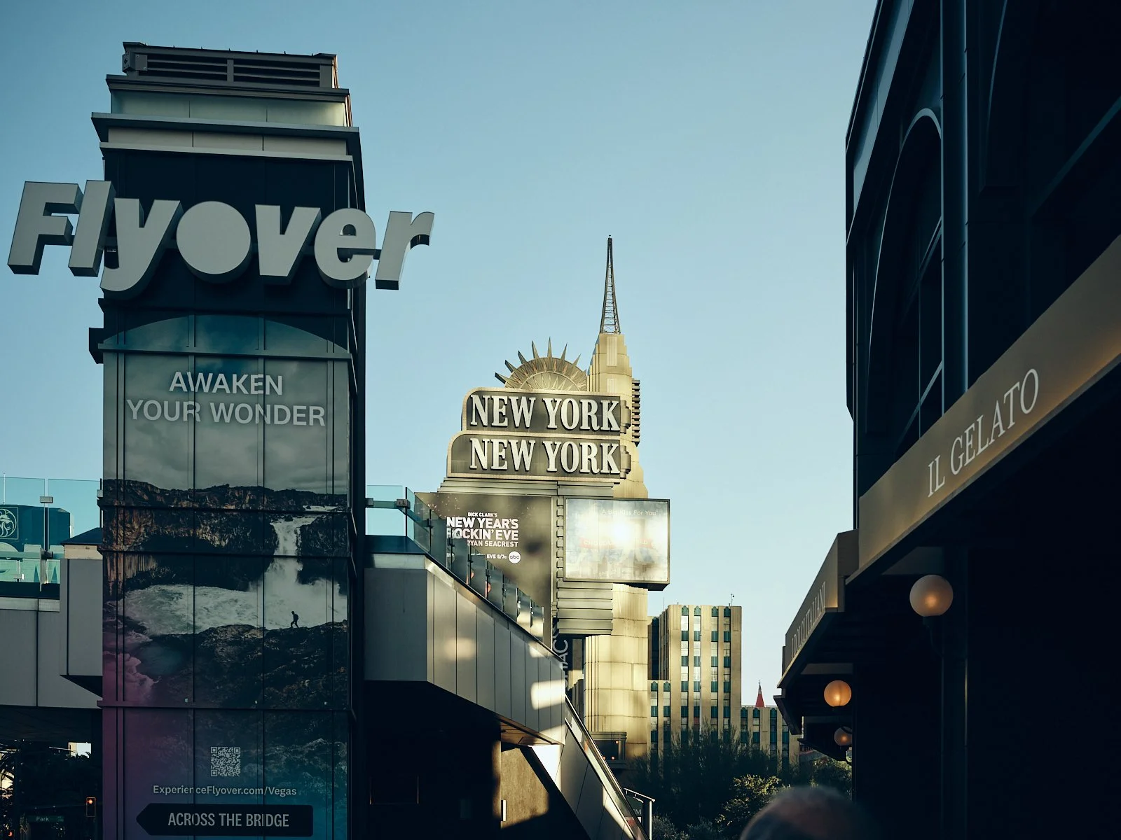2024.LasVegas_Street_©CyrilPerregaux.067.jpg