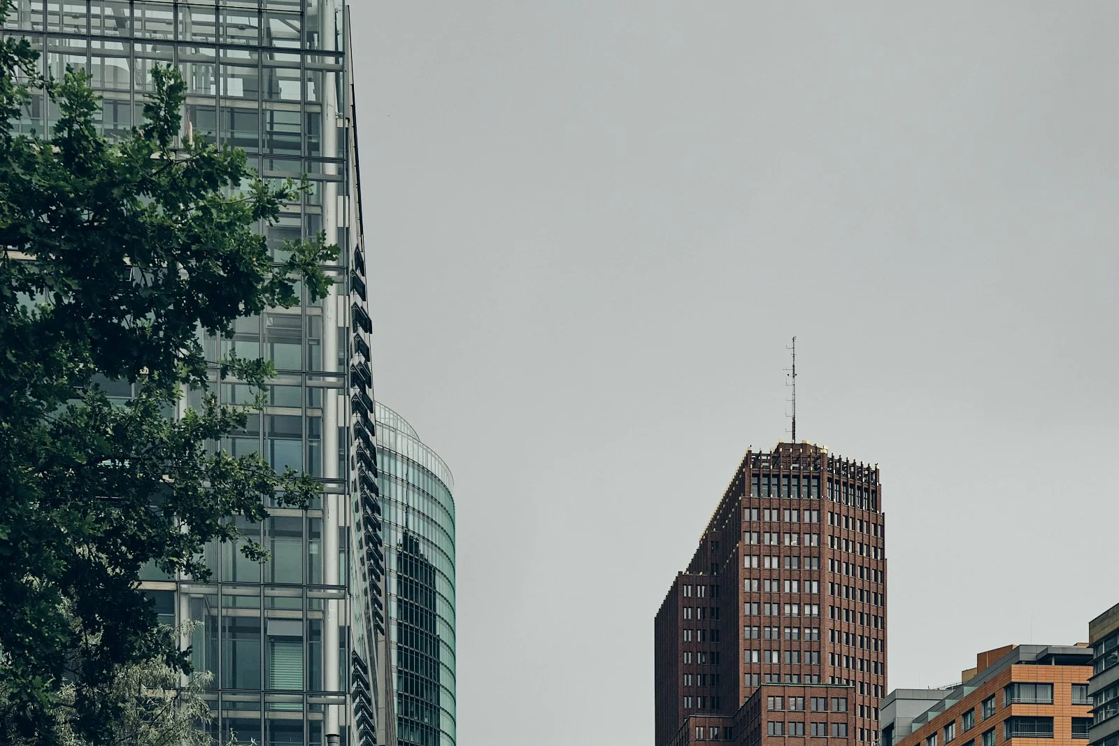 C_berlin__potsdamer-platz-sony-center-bahn-tower-kollhoff-tower__2025_BERLIN_DAY 02.097.jpg