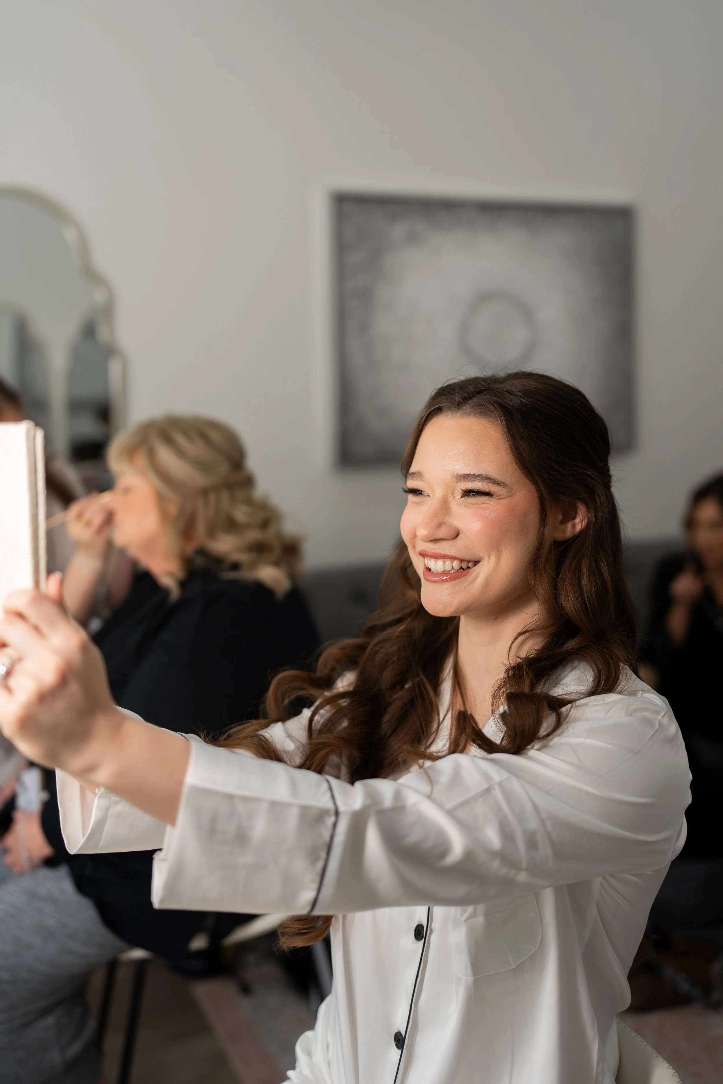 Amy’s Makeup Artistry, Amy Norman, Knoxville Tennessee, East Tennessee, Bridal Makeup, Bridesmaid Makeup, Soft Glam artist, Glowy Bridal Makeup, Tennessee Makeup Artists 