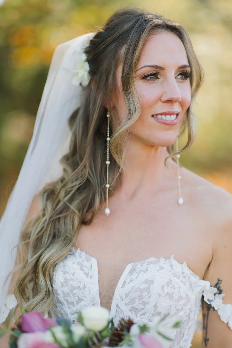 Amy’s Makeup Artistry, Amy Norman, Knoxville Tennessee, East Tennessee, Bridal Makeup, Bridesmaid Makeup, Soft Glam artist, Glowy Bridal Makeup, Tennessee Makeup Artists