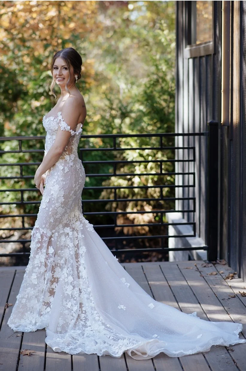 Amy’s Makeup Artistry, Amy Norman, Knoxville Tennessee, East Tennessee, Bridal Makeup, Bridesmaid Makeup, Soft Glam artist, Glowy Bridal Makeup, Tennessee Makeup Artists