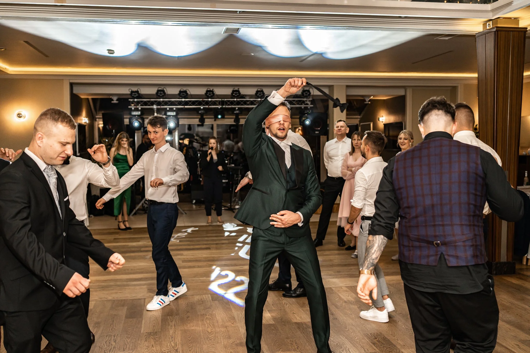 2022.10.29 - Karolina & Mateusz - ŚLUB I WESELE (FB)-648.jpg