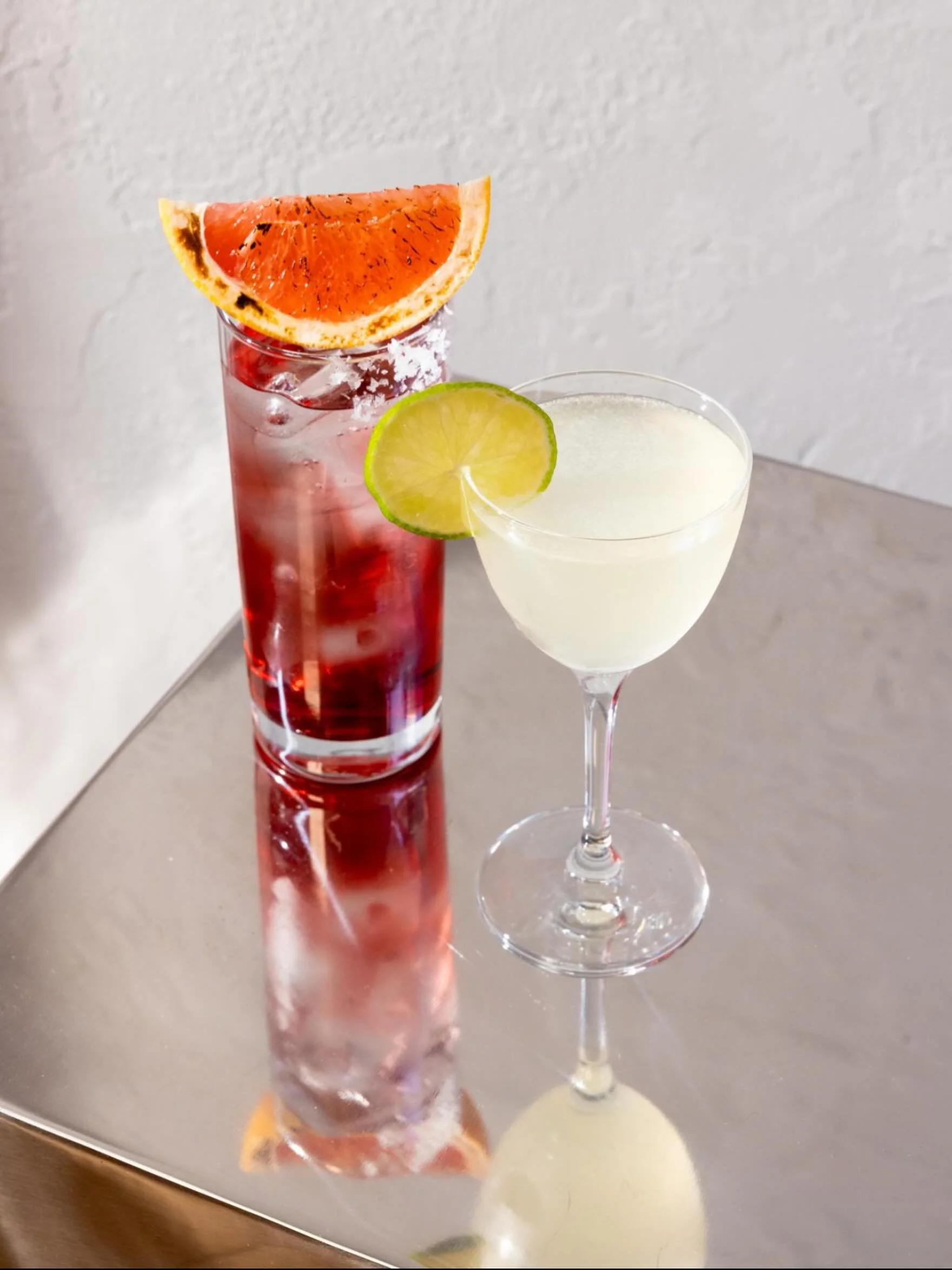 Not so Anti Social after a couple of cocktails. 🍊🍸
Clean pours, sharp citrus, late conversations.

#AntiSocial #ExmouthMarket #CocktailBar #NaturalWine #LondonSpots CafeByDayBarByNight MinimalMood LondonCocktails EveningVibes AntiSocialClub