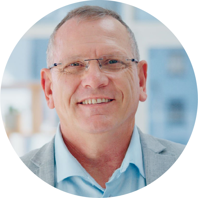 Image of a male Senior Marketing Director's profile thumbnail picture.
