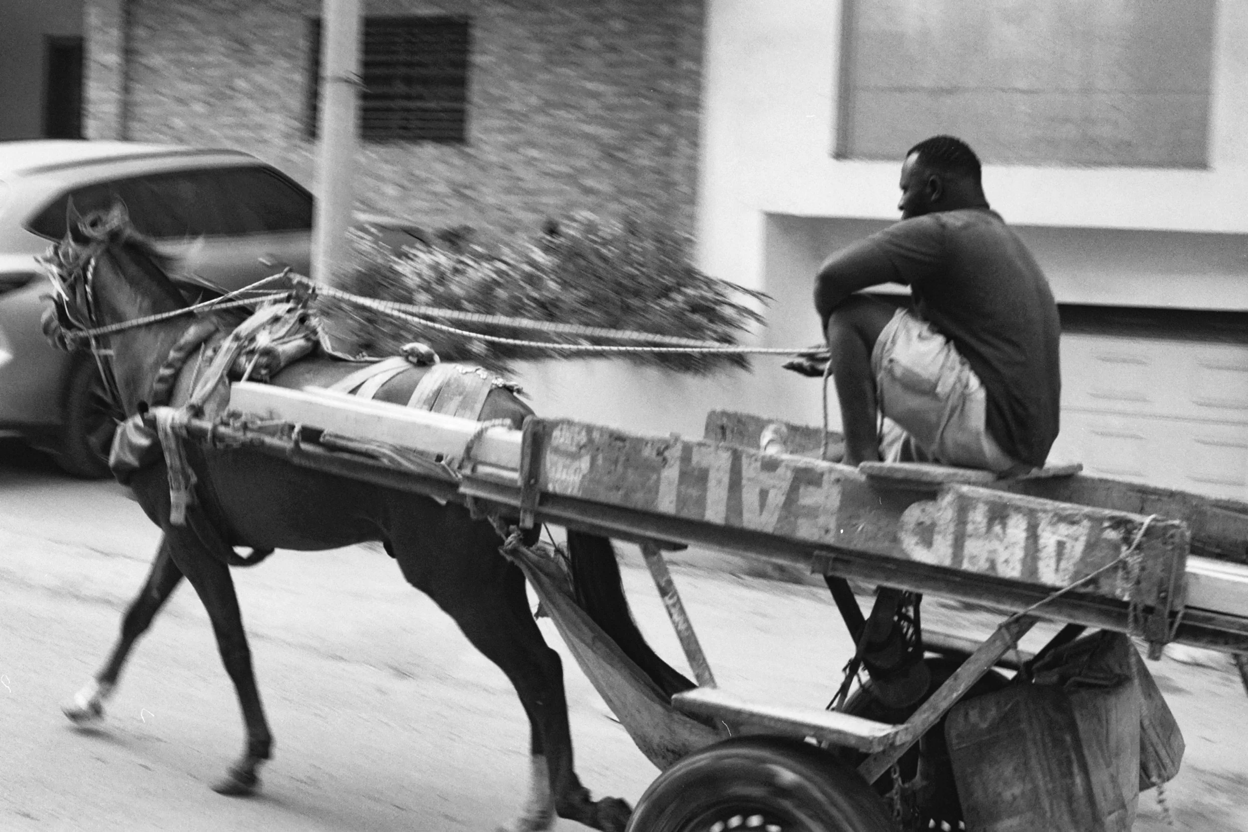 Dakar, SN I Ilford Delta 400 I Nikon F3