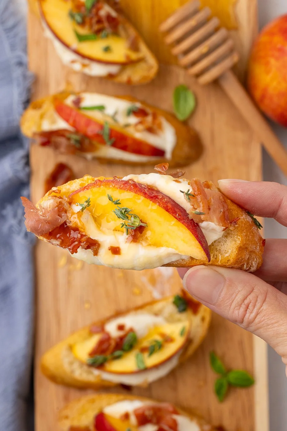 Peach Crostini (9 of 14).jpg