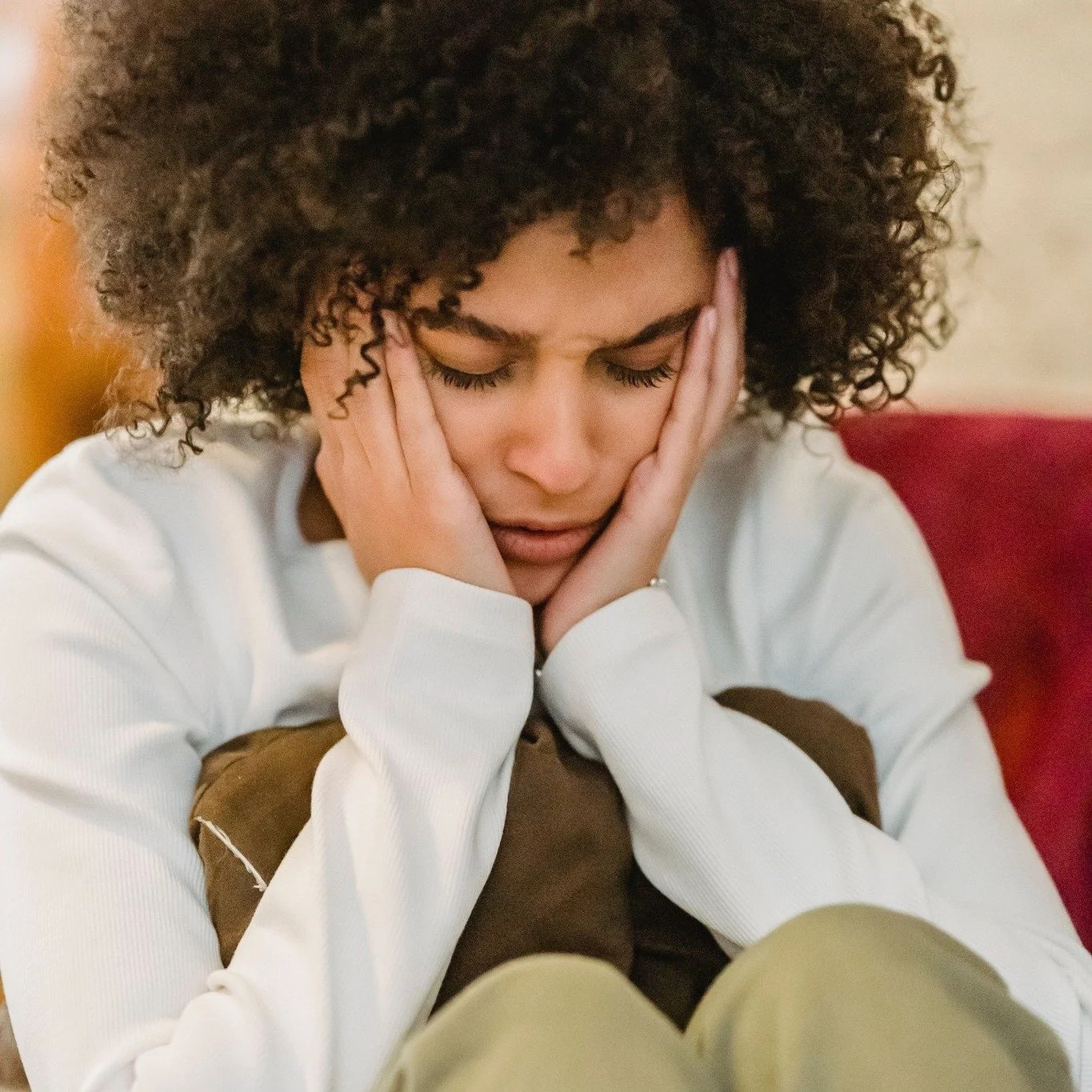 Do you ever feel like your anxiety suddenly gets louder before your period?

You're overthinking everything. Your patience disappears. Small problems feel enormous. You can't sleep. You're more emotional, overwhelmed, or on edge.

Then your period st