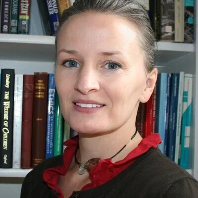 Portrait of Ruth White, an FFTA speaker.