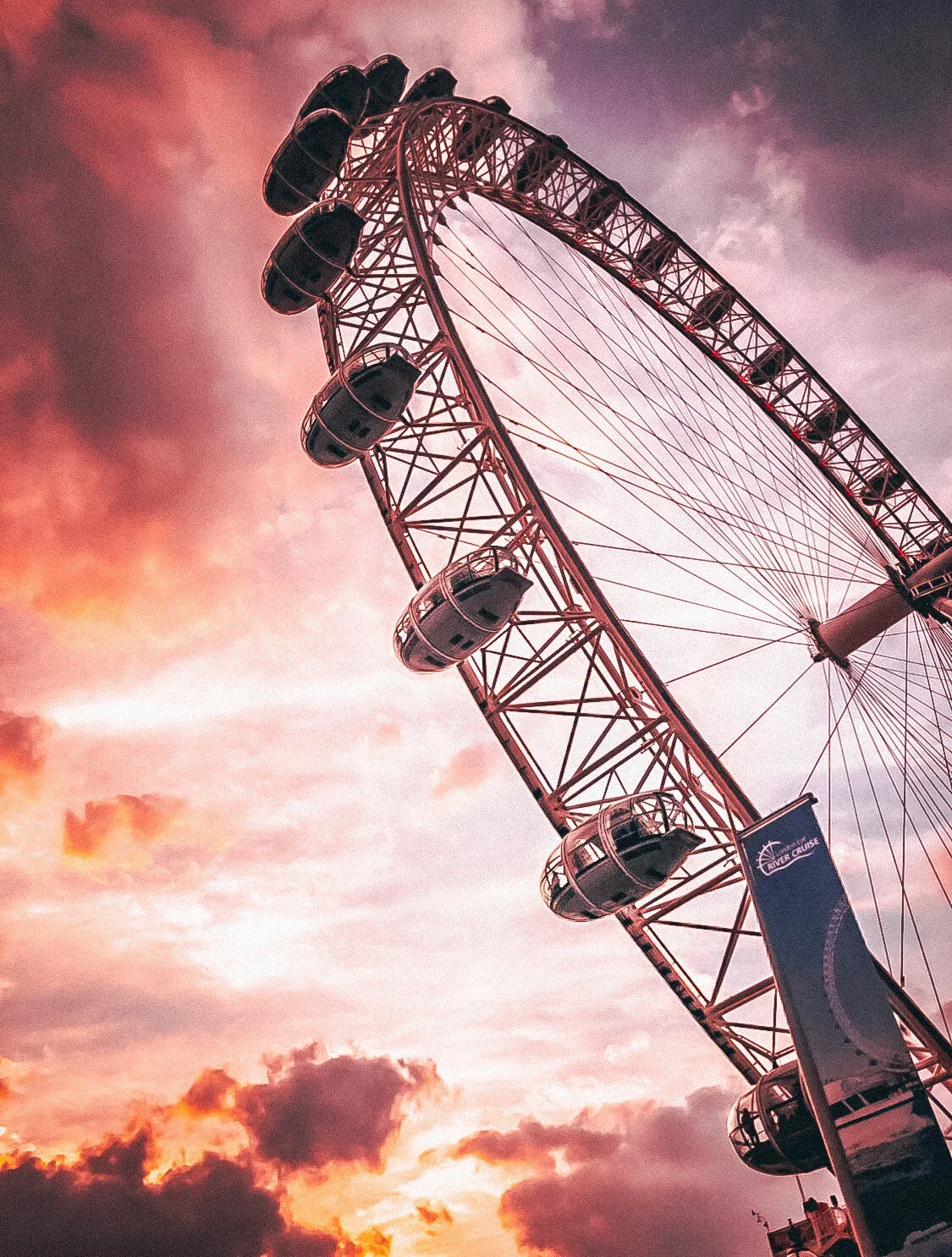 london1.jpg.webp