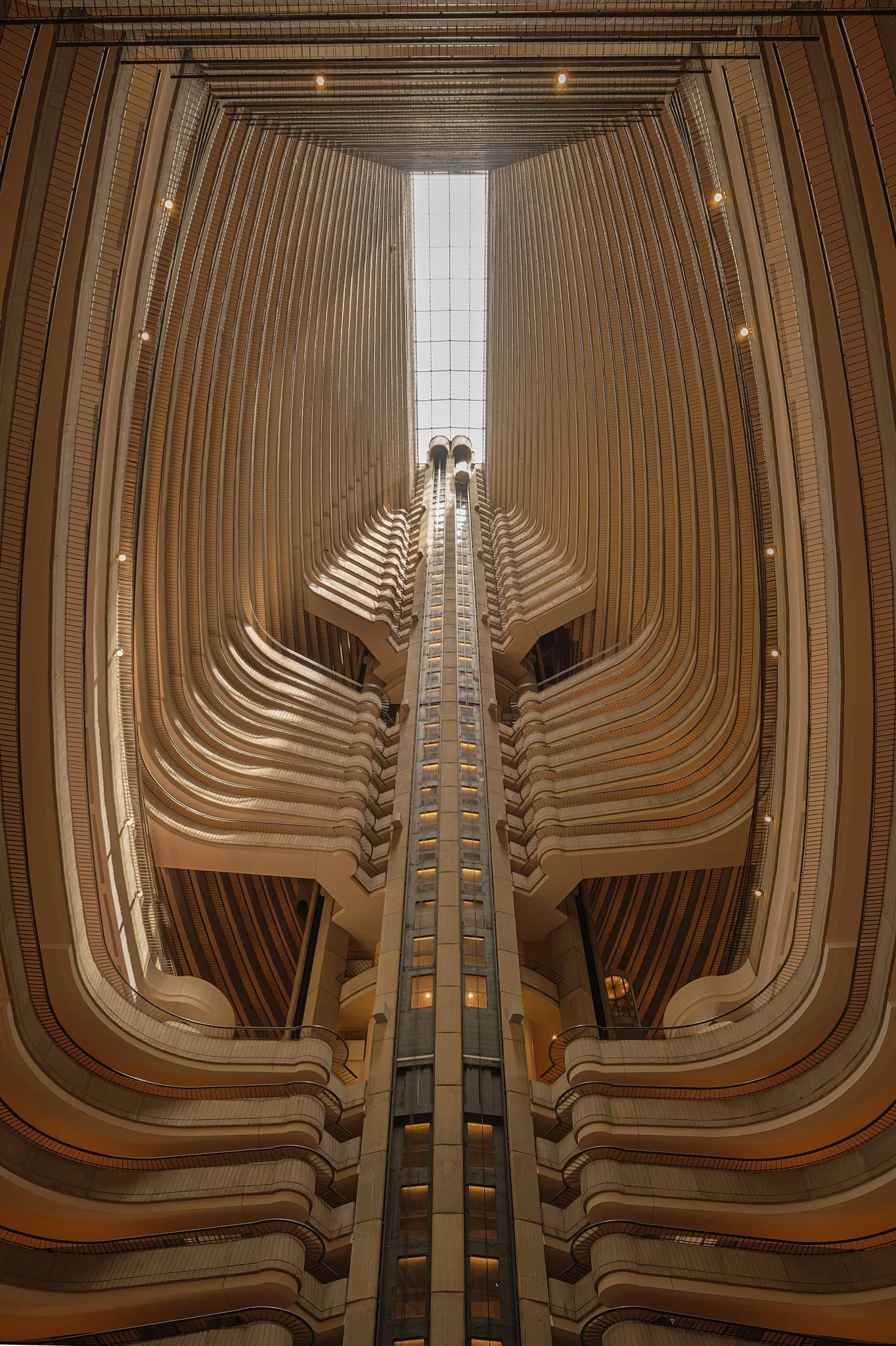 Atlanta | Drone | Video | Atlanta Marriott Marquis Hotel | Iconic Buildings of Atlanta | Architect | John Portman | Spiderman Filming Location | The Hunger Games | The Walking Dead | Atlanta Where to Visit | Fifa World Cup | Tourist Attraction | Arch