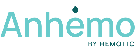 Logotipo de 'Anhémo by Hemotic' con texto en azul sobre fondo transparente