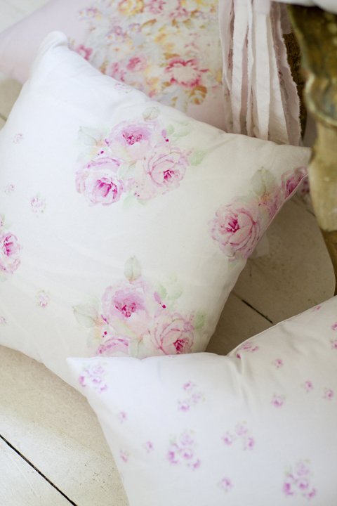 Jo-Anne_Coletti_pillows4.jpg