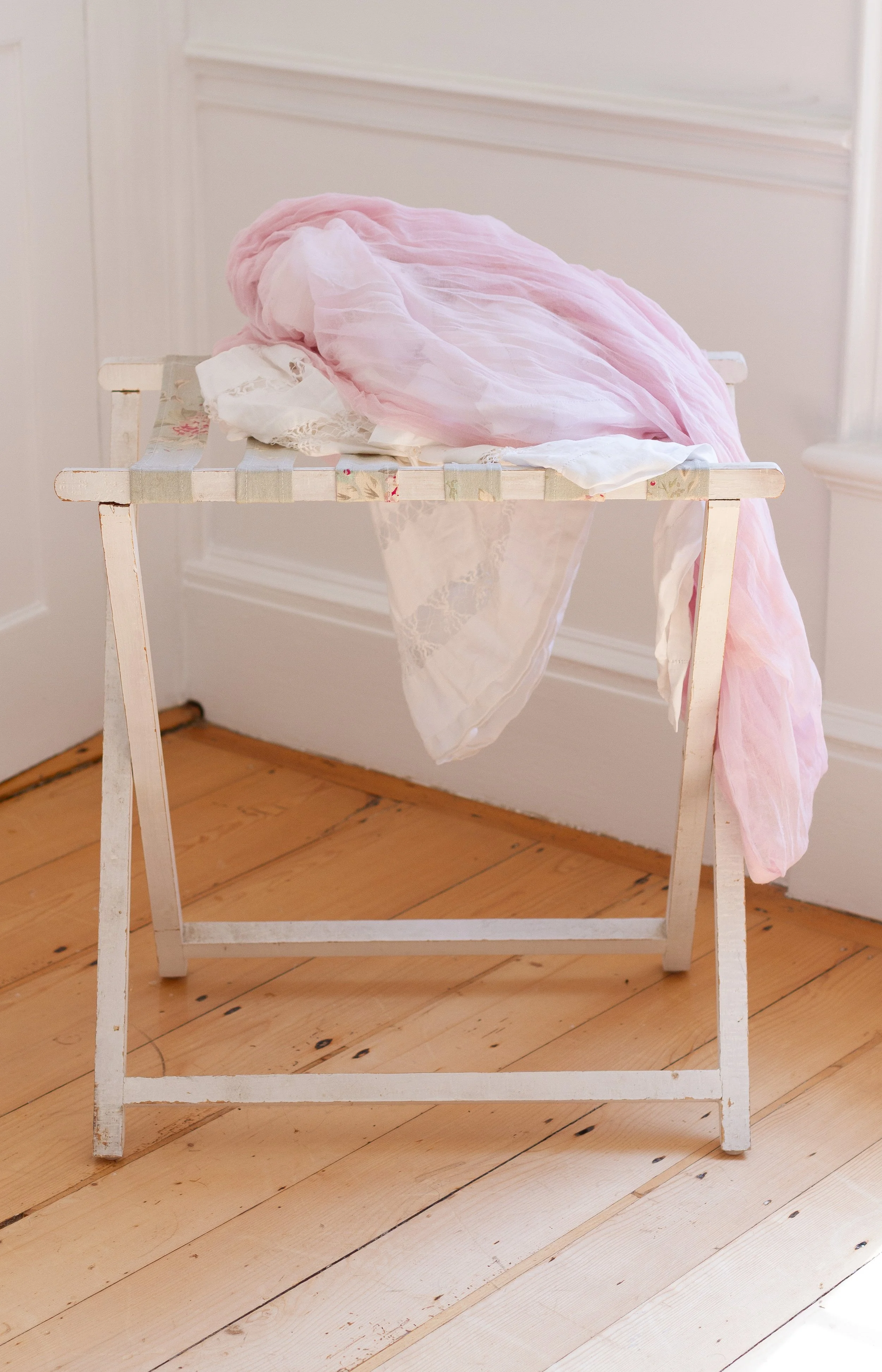 Retired Rachel Ashwell Simply Shabby Chic Folding Luggage Rack