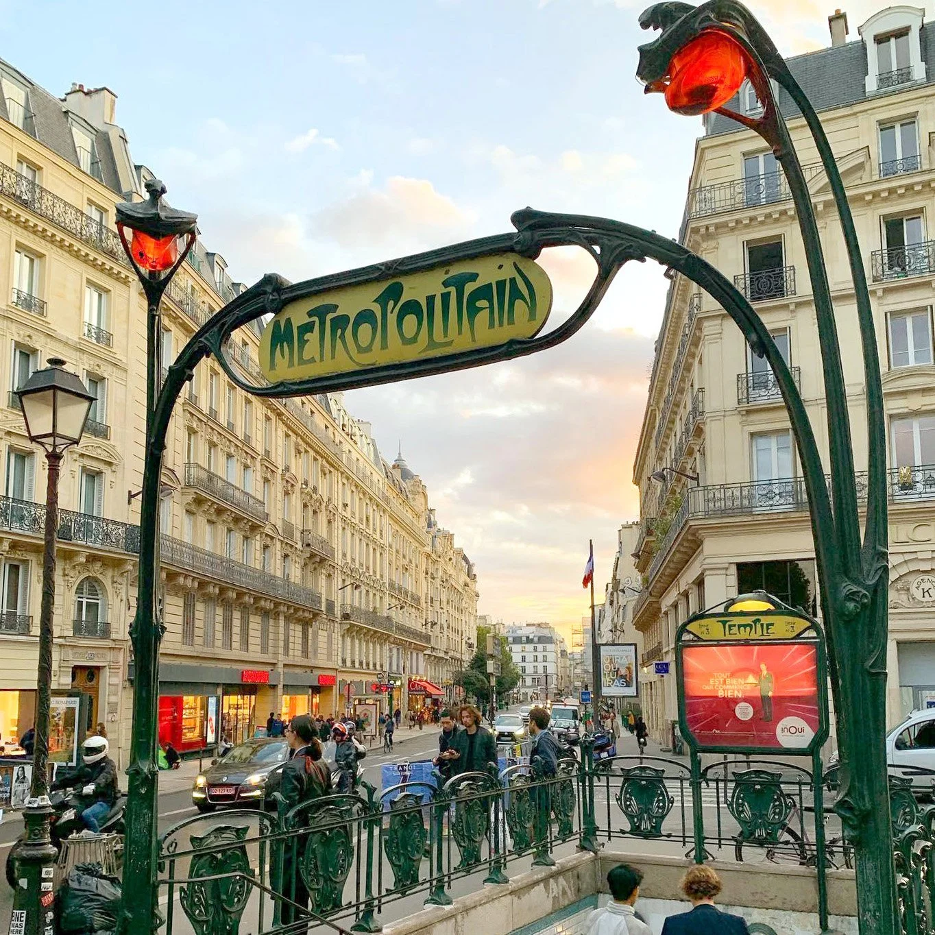 paris-metro-art-nouveau.jpeg