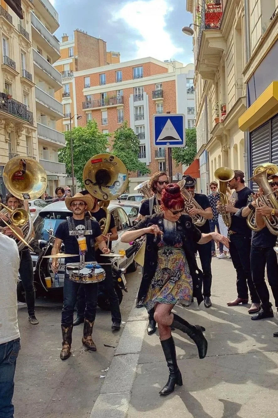 paris-brass-band-canal-saint-martin-sq.jpg