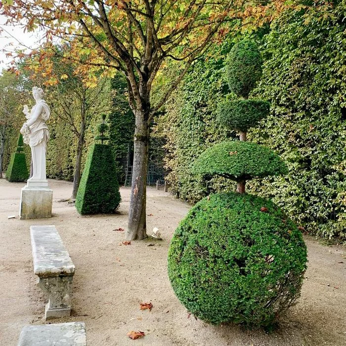 versailles-fountain-garden-tour.jpeg