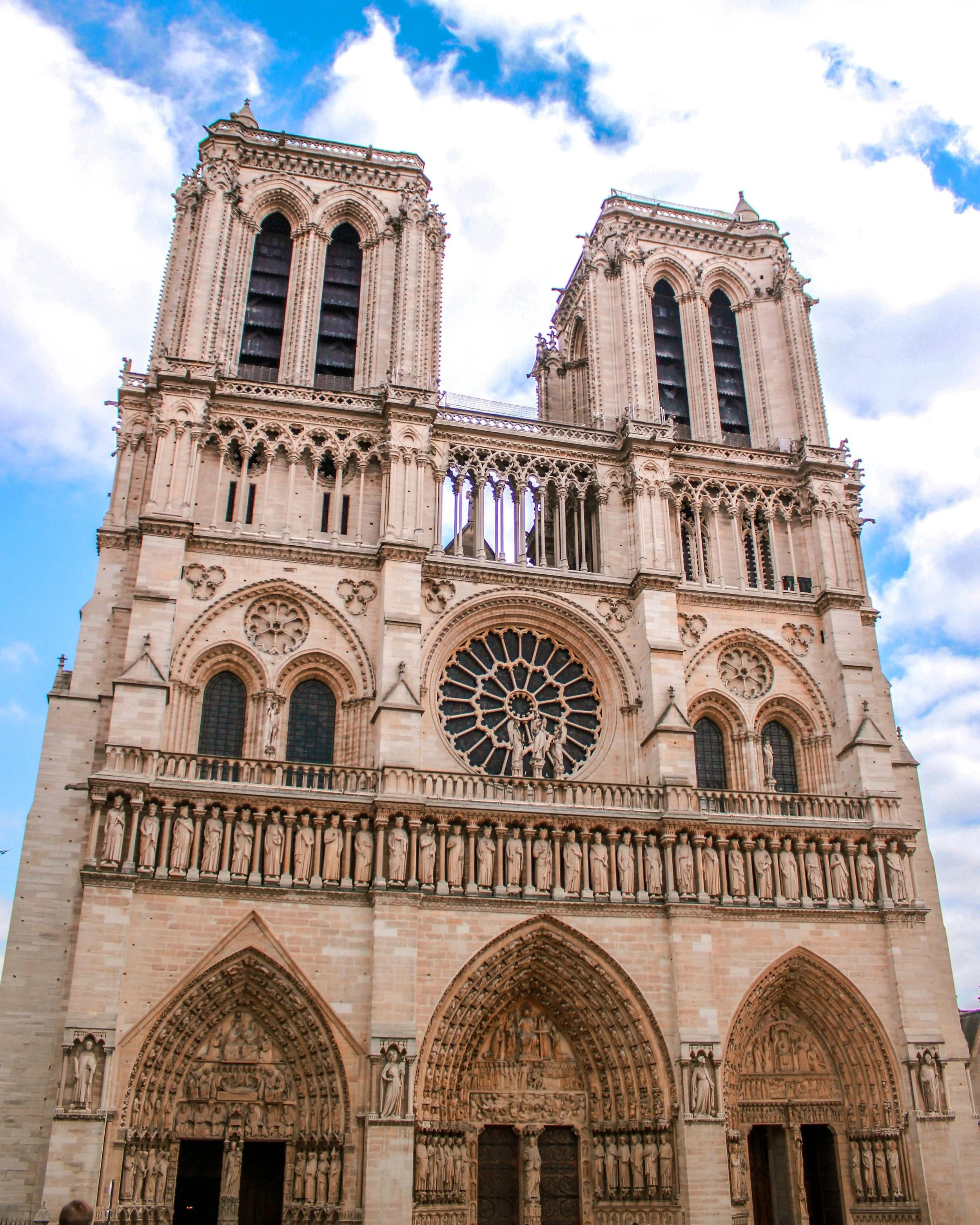 notre-dame-de-paris-blue-sky.jpg