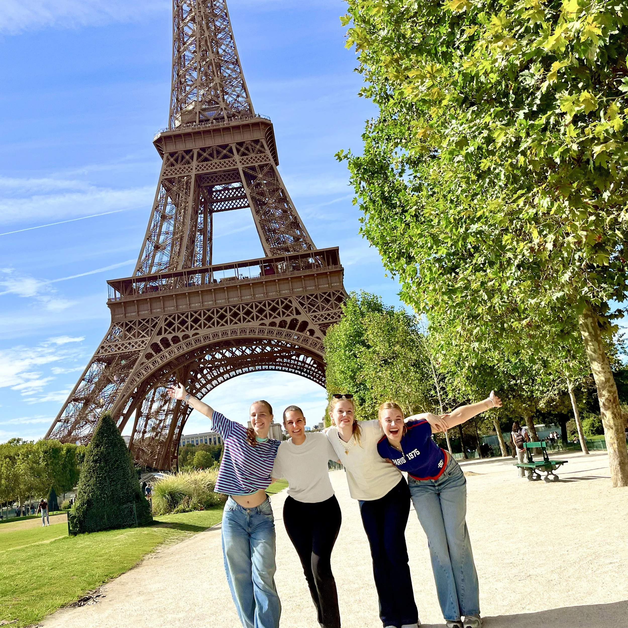 Eiffel-tower-rebel-paris-tours-sq.jpg
