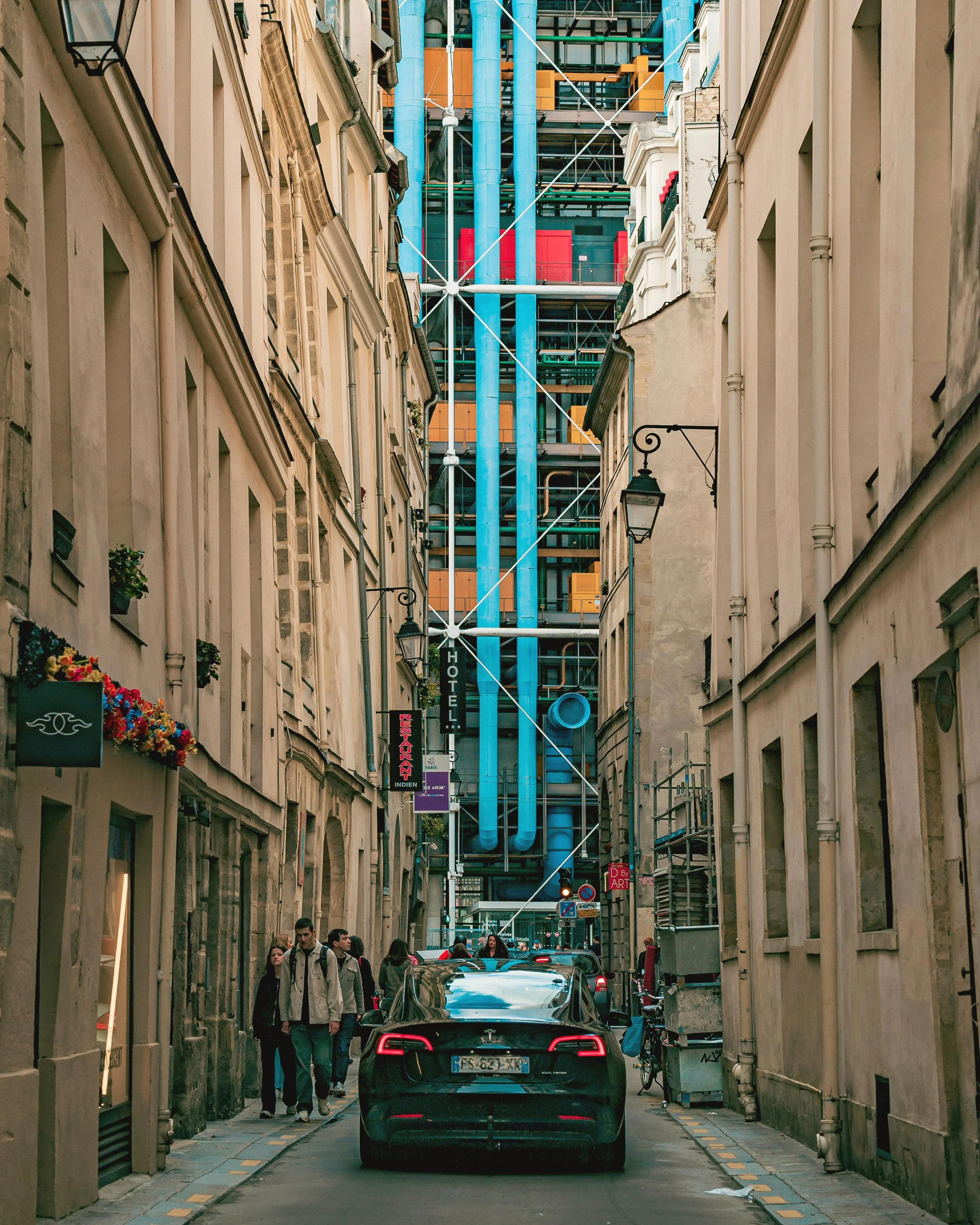 centre-pompidou-modern-art-museum-paris-4.jpg