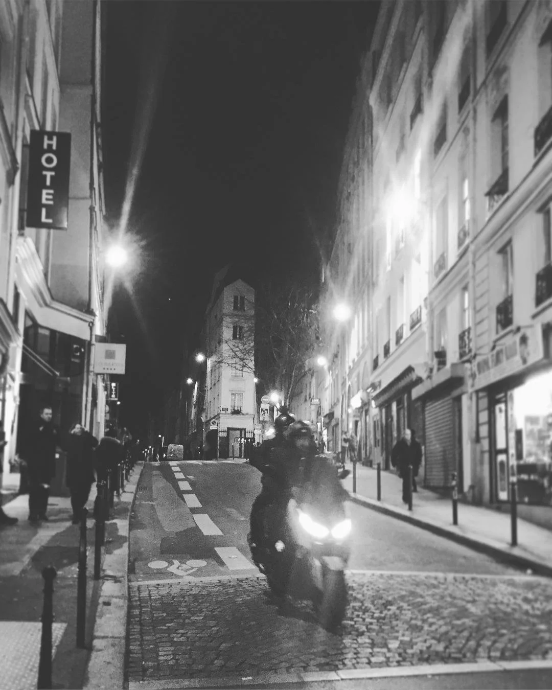 saint-denis-motor-bike-paris.jpeg