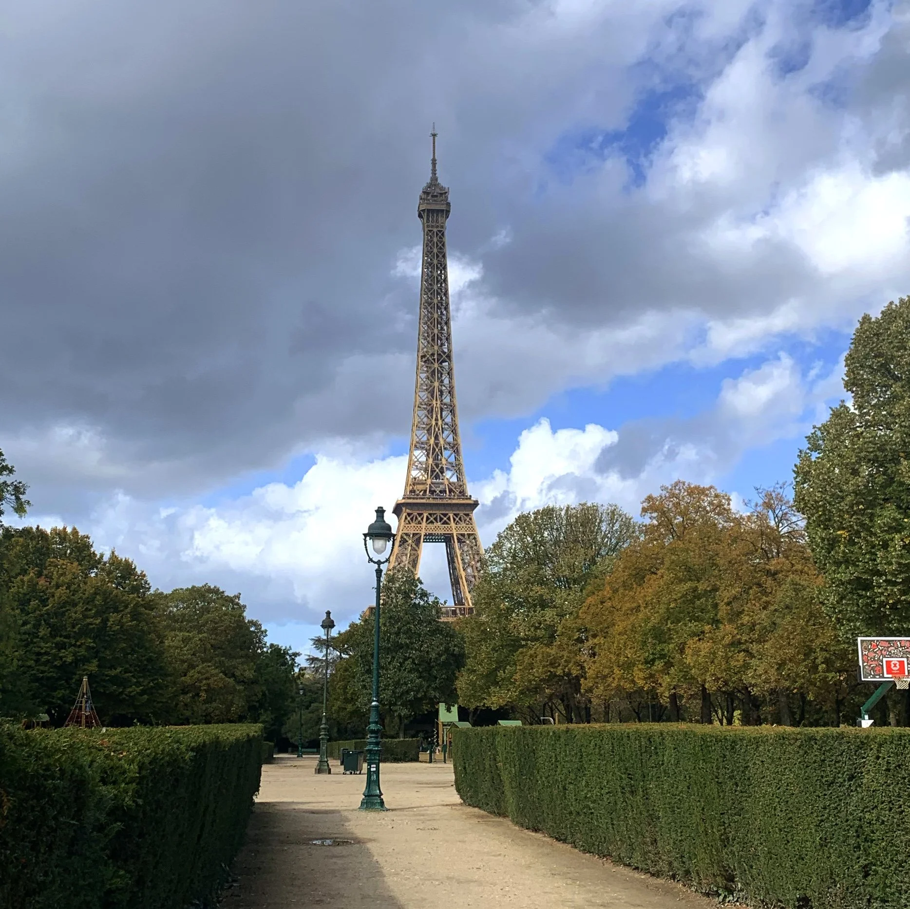 eiffel-tower-autumn.jpg