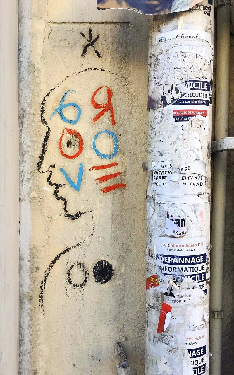 paris-street-art-drawing-narrow.jpeg