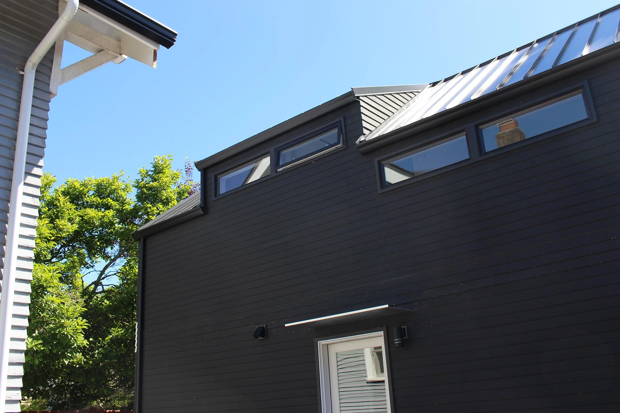 Modern Modular Prefab Backyard Cottage