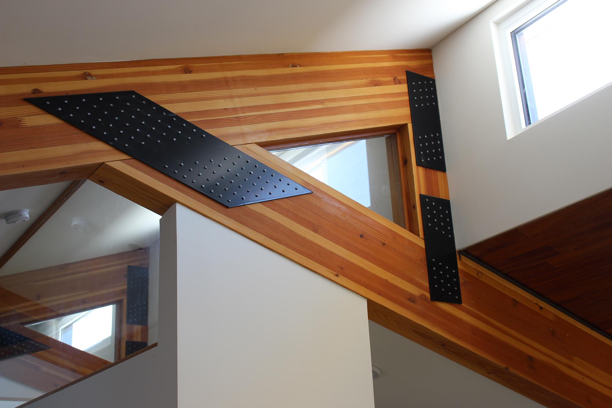 Glulam Beams Rivet Plates Clerestory South-Facing Light