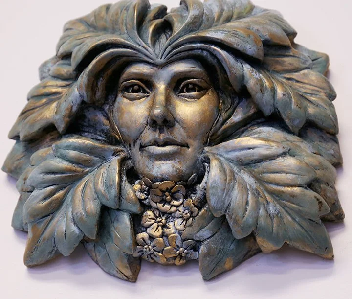 Sculpture_bronze_greenlady.jpg