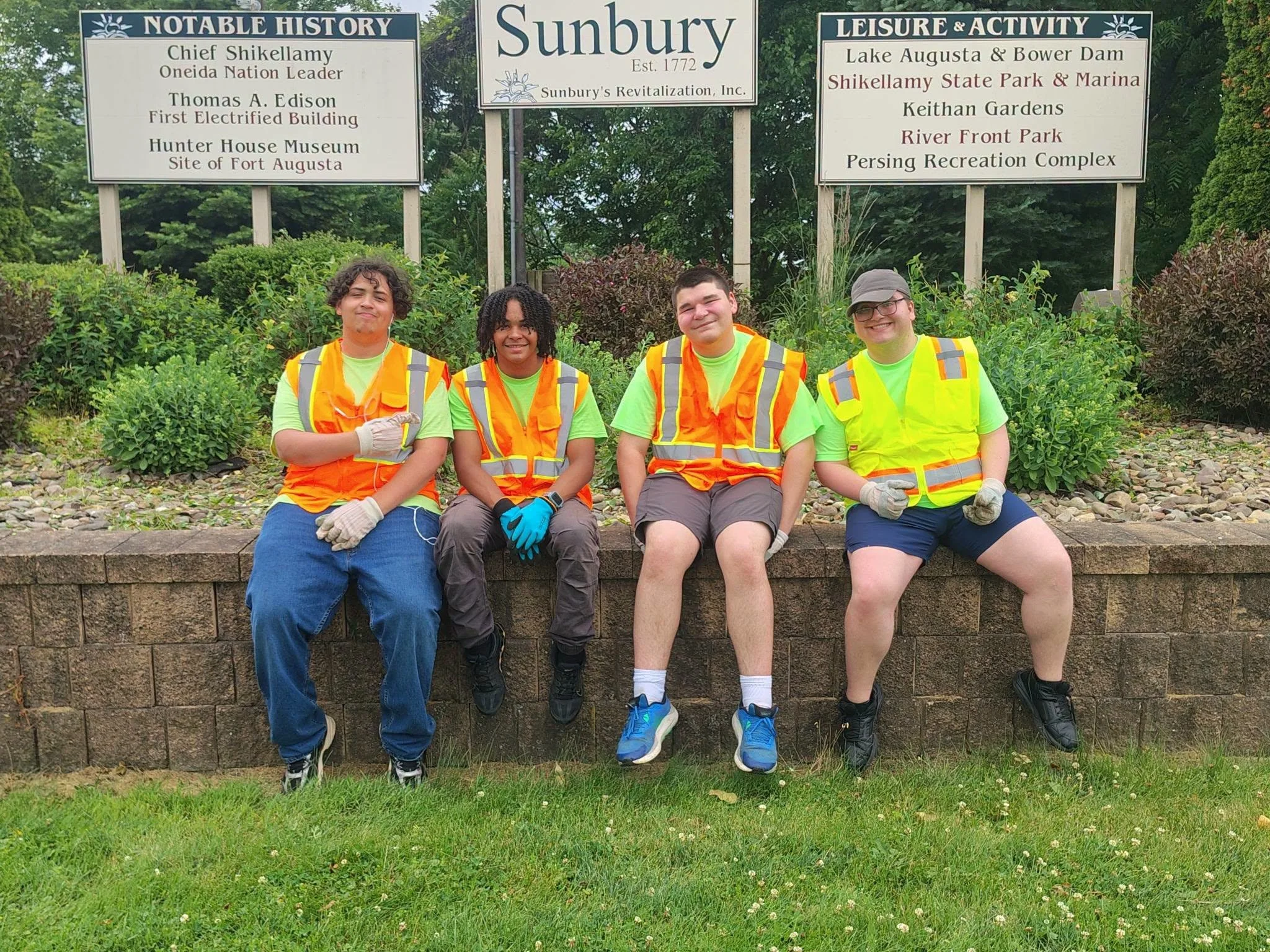 Sunbury Crew