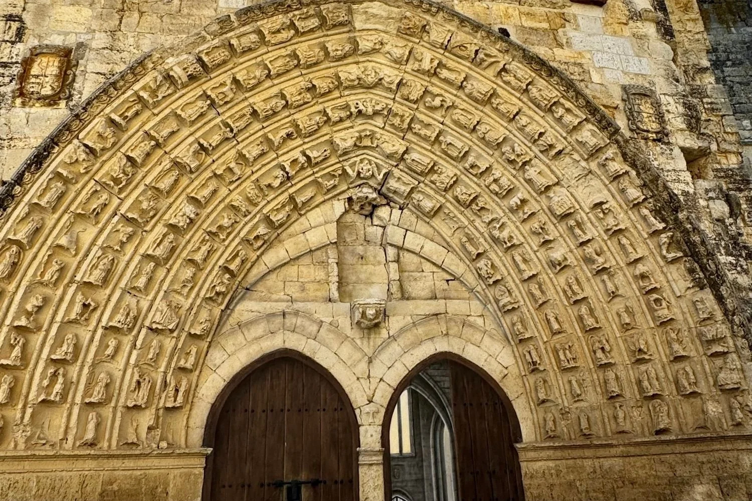 Camino Frances San Anton detail(1500 x 1000 px).jpg