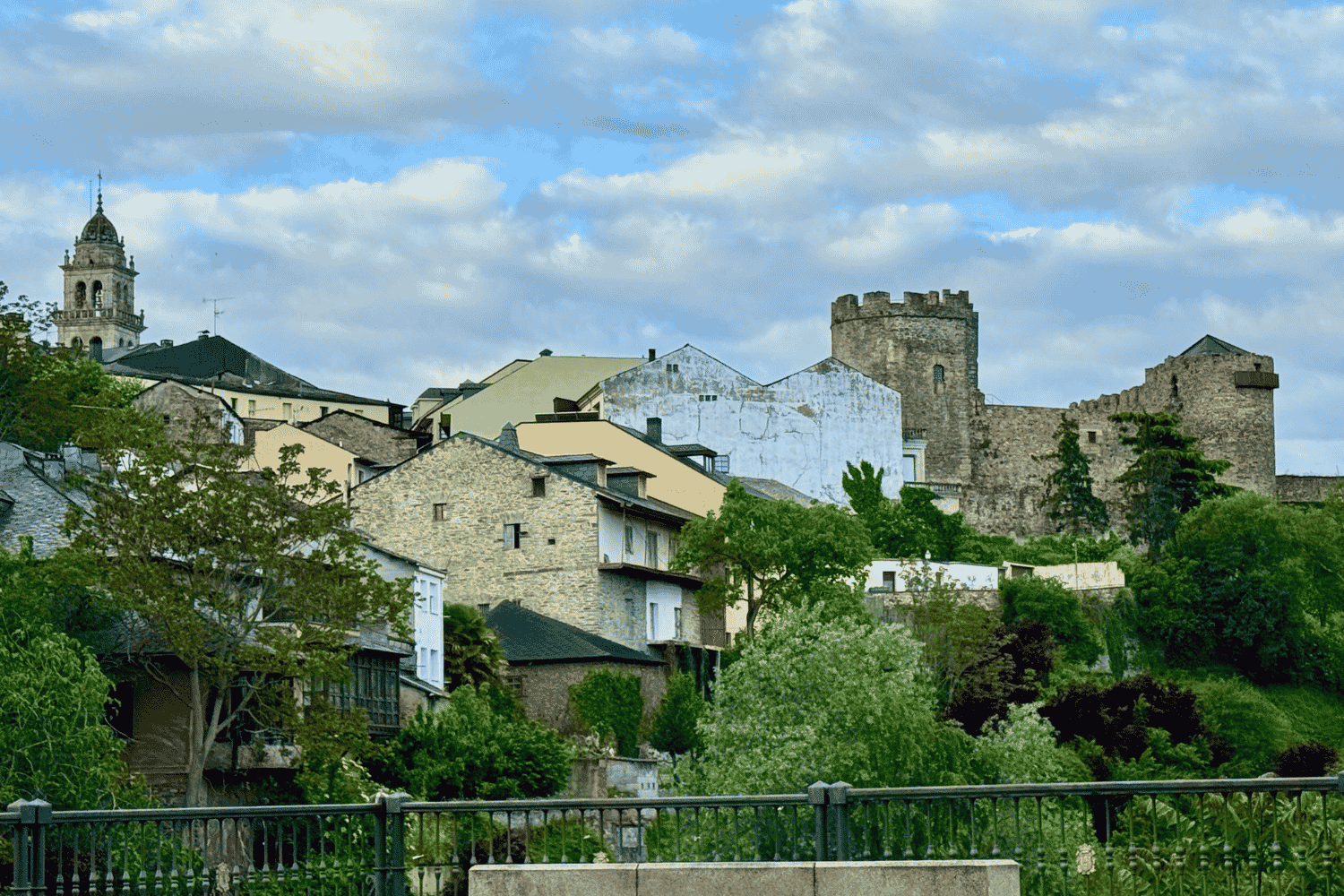 Camino Frances Ponferada(1500 x 1000 px) (1500 x 1000 px).png