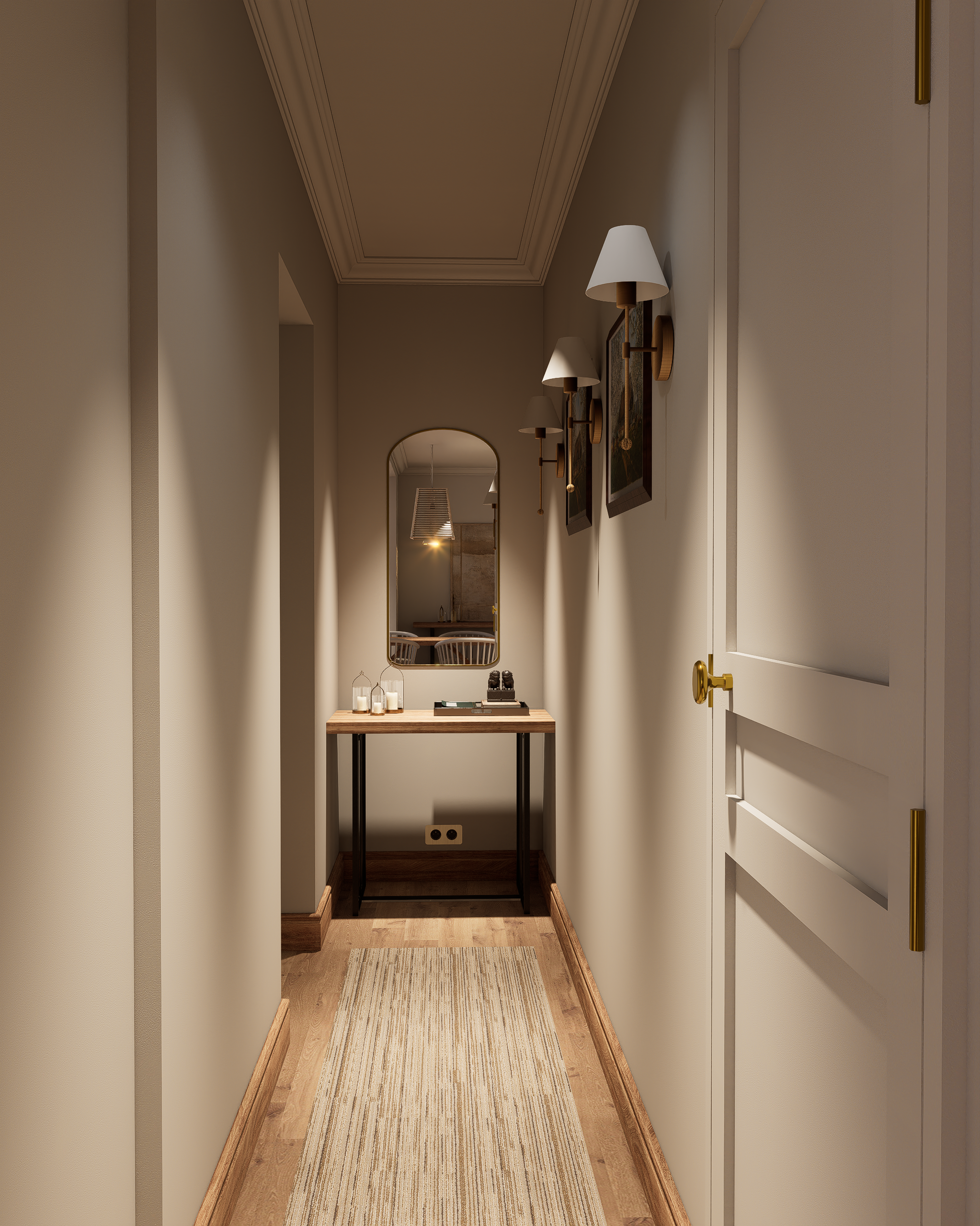 Un couloir étroit avec un tapis beige et des murs beige clair, décoré avec des peintures et des lampes murales. Un miroir au fond, avec un meuble en dessous. Rénovation d'un maison Anglaise. Aménagement rustique.
