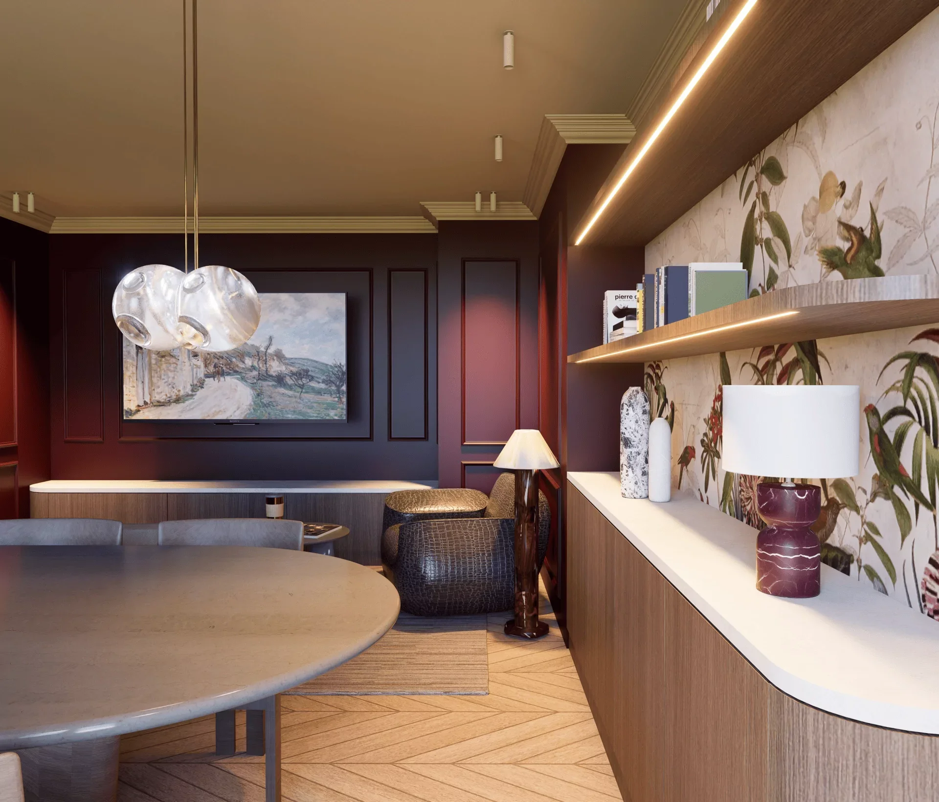 Intérieur d'une pièce élégante avec un mur violet foncé, des étagères en bois, des plantes, un tableau, un lampadaire, et un plafond avec moulures et suspendus lumineux.